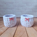 Kit Porta Panetone de Crochê Branco com Laço Vermelho